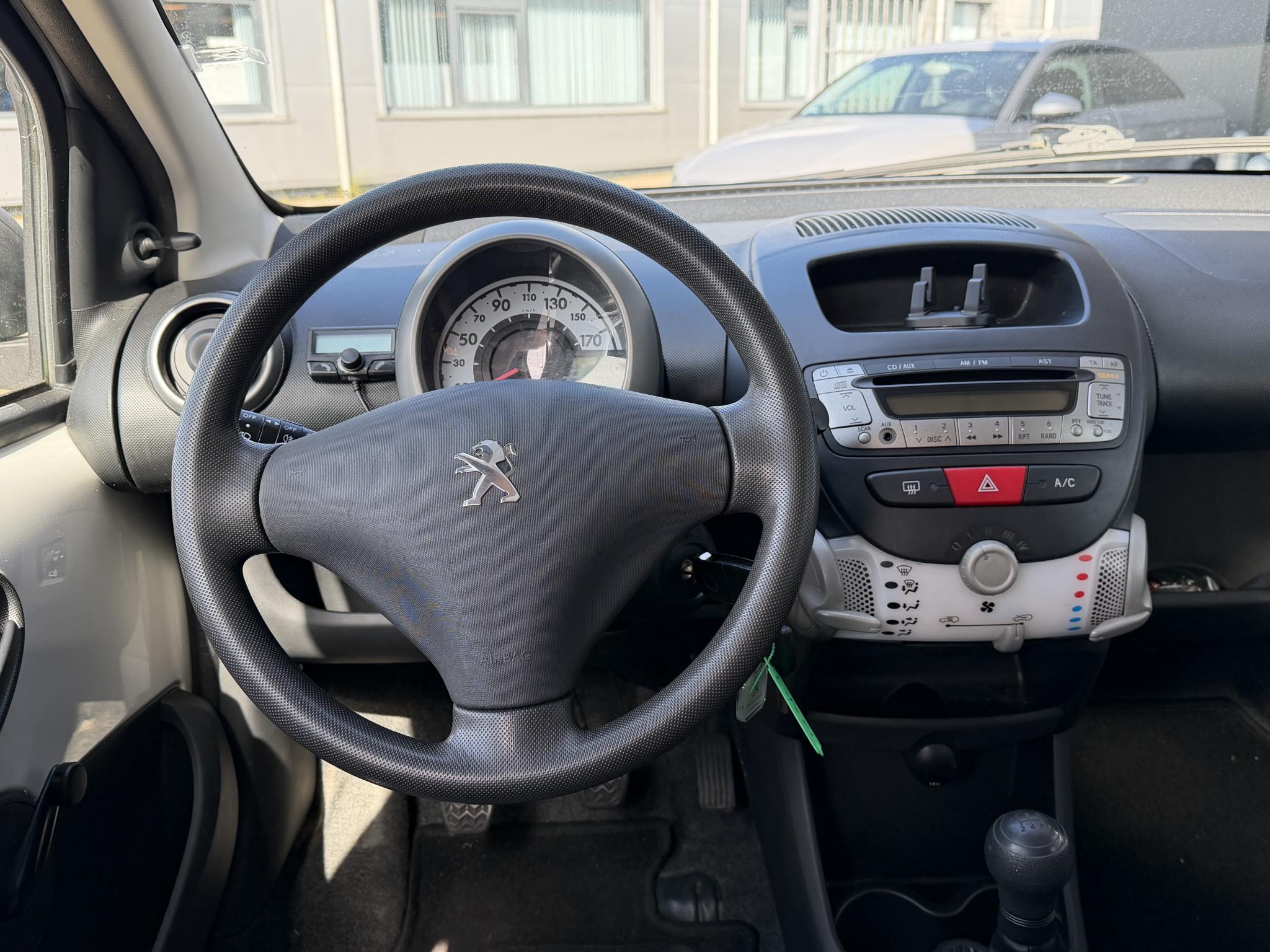 Foto van Peugeot Peugeot 107