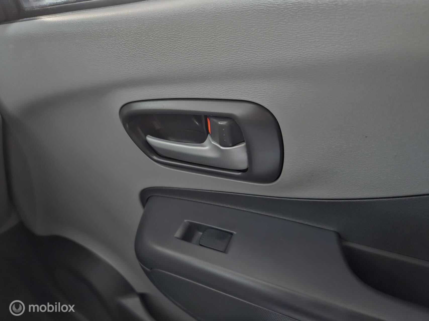 Foto van Nissan Nissan Pixo