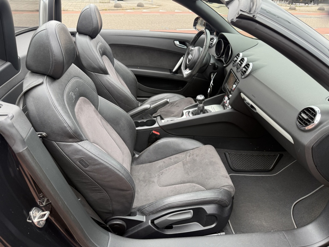 Foto van Audi TT Roadster