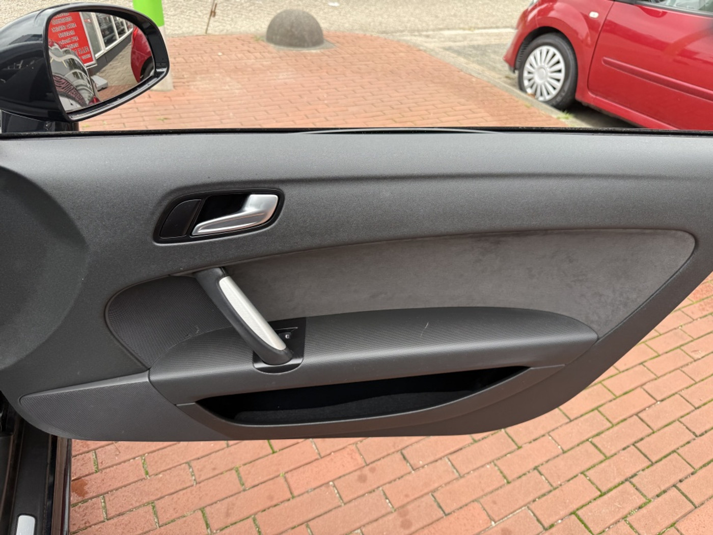 Foto van Audi TT Roadster