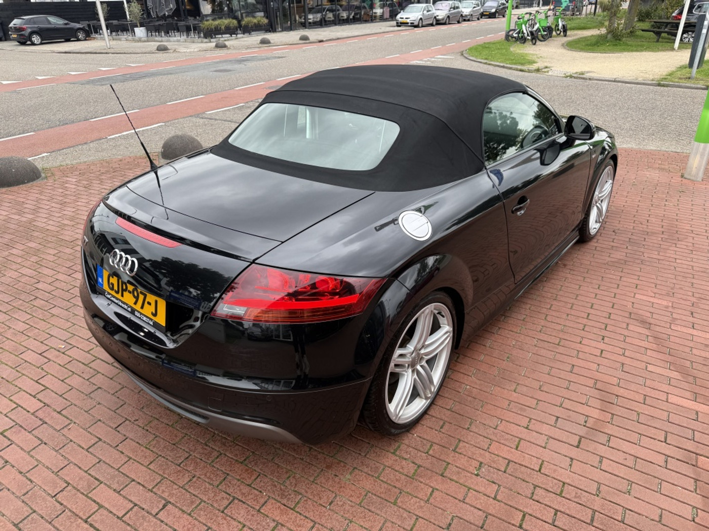 Foto van Audi TT Roadster