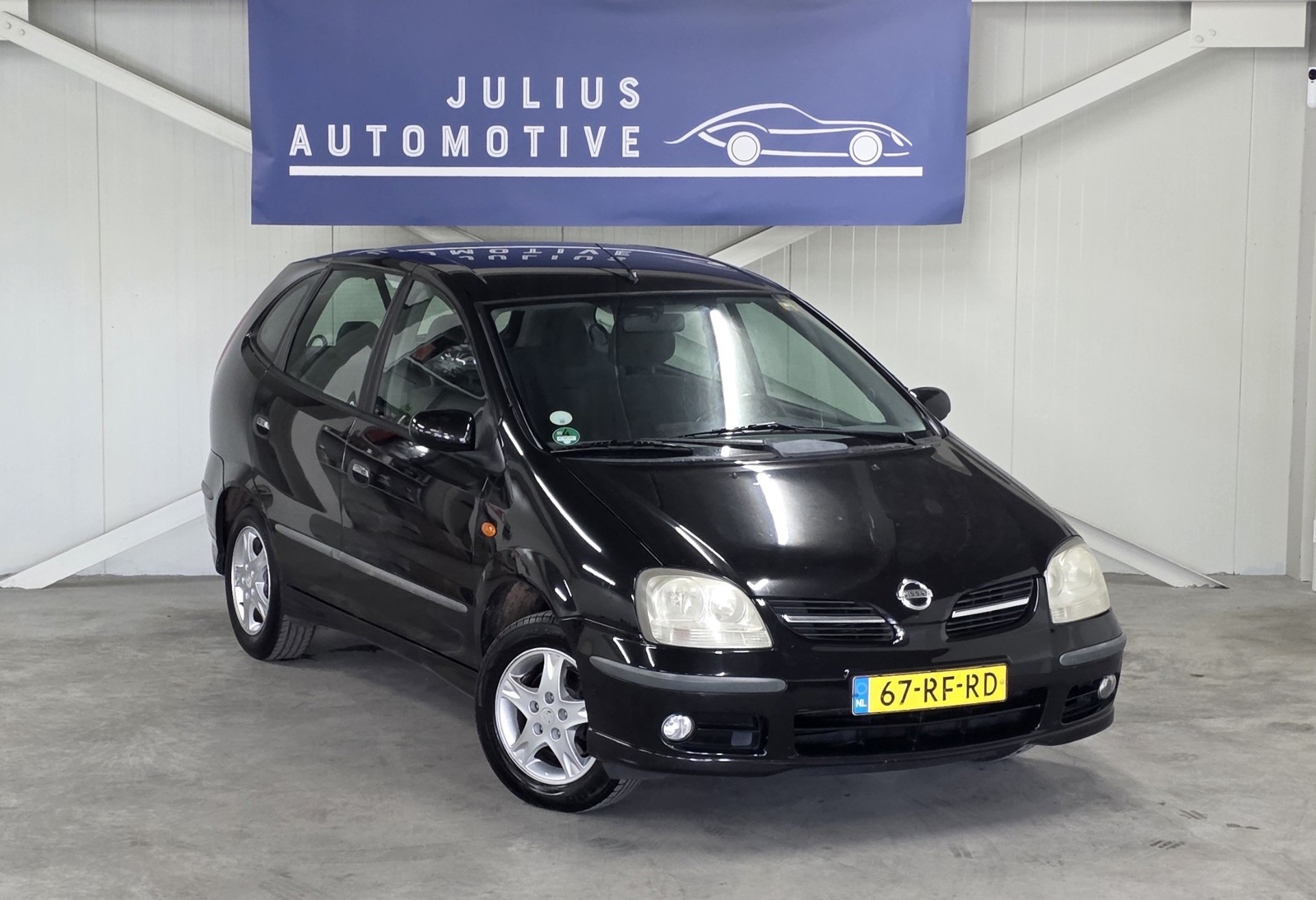 Foto van Nissan Nissan Almera Tino