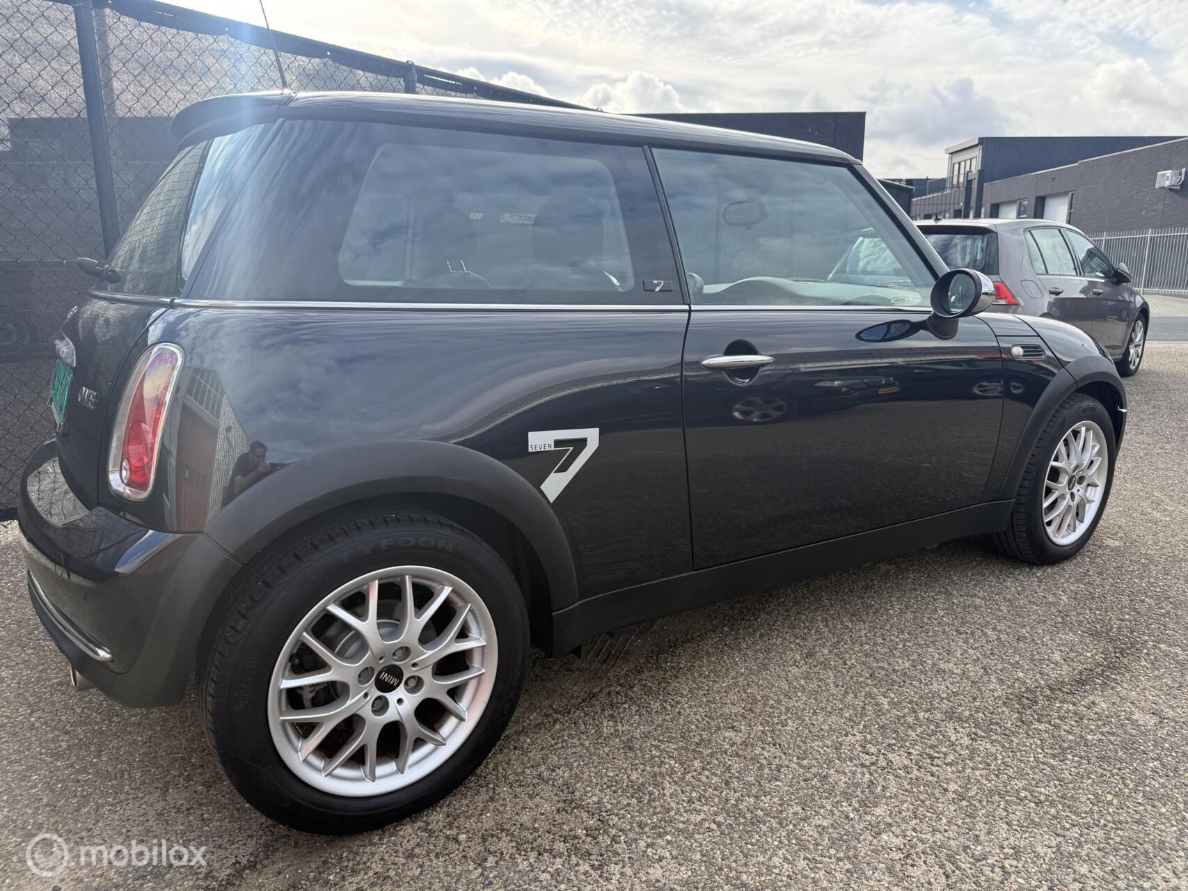 Foto van Mini Mini One
