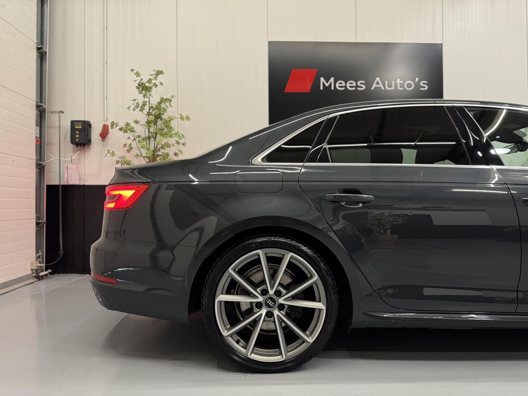 Foto van Audi A4 Limousine