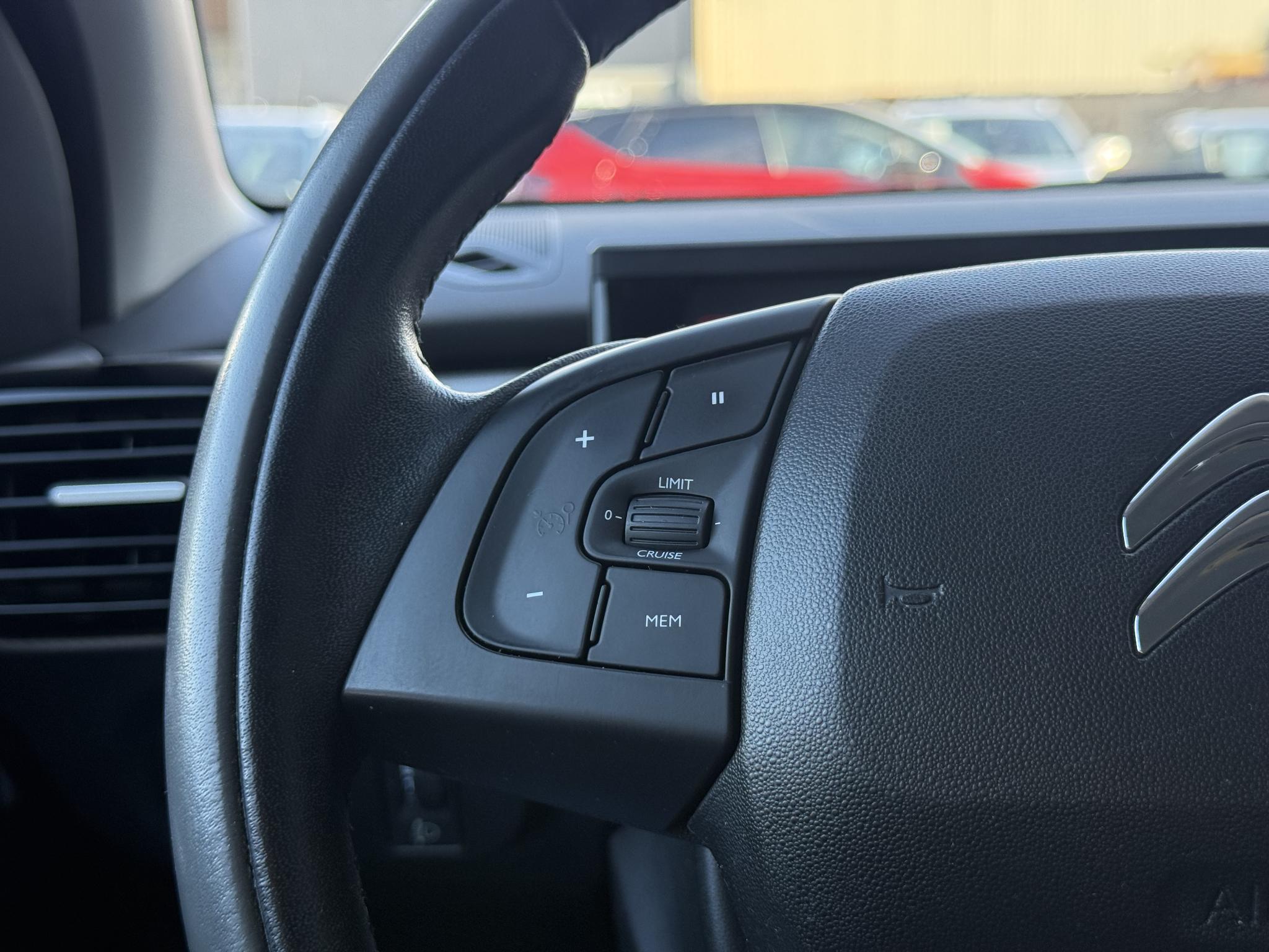 Foto van Citroen C4 Cactus