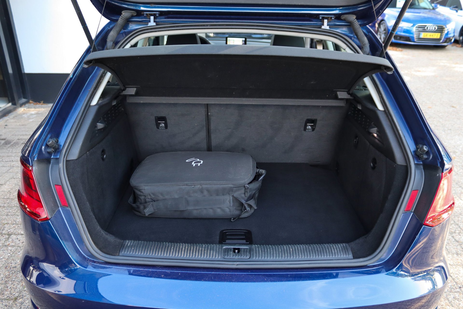 Foto van Audi A3 Sportback E-tron
