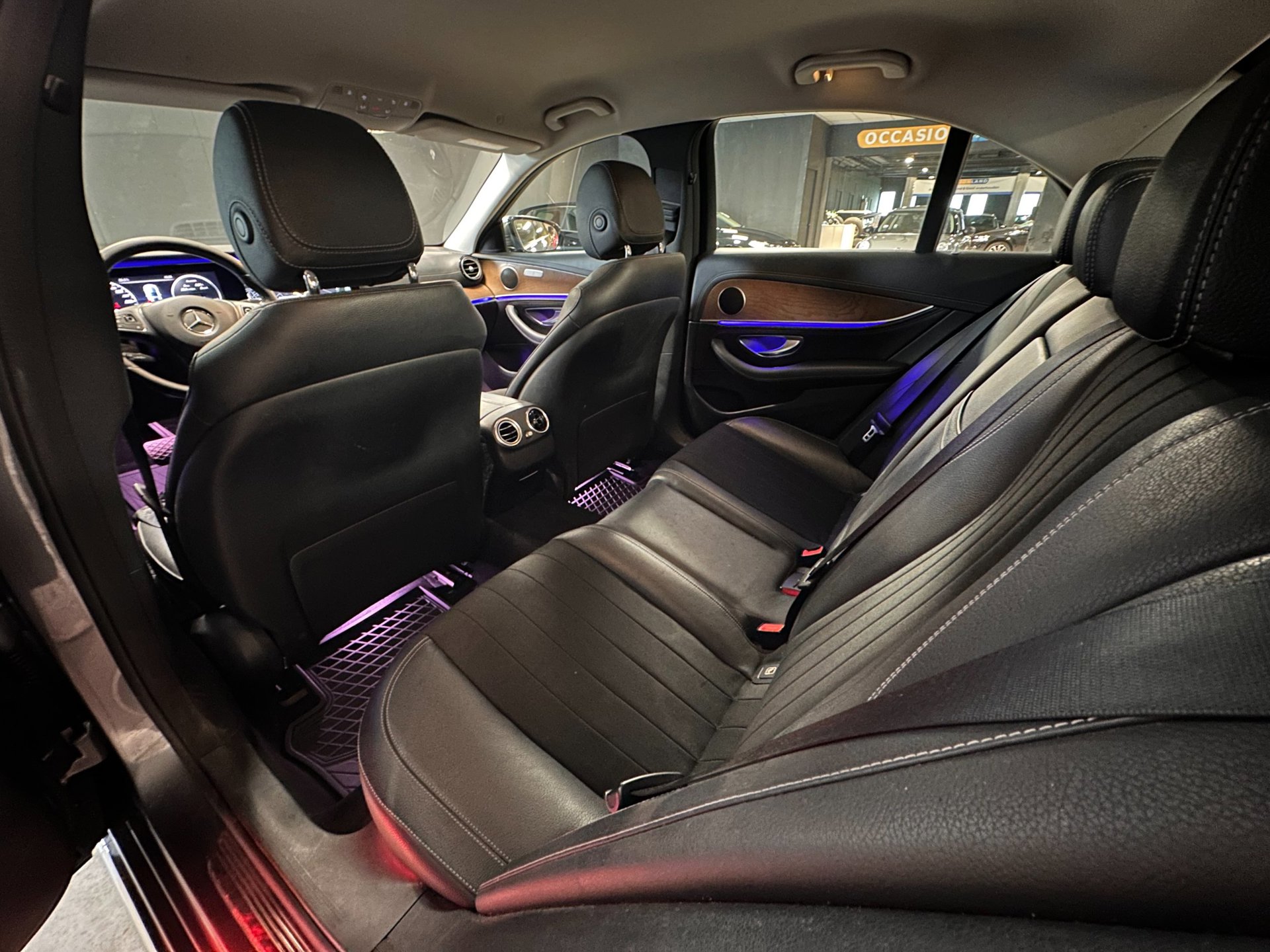Foto van Mercedes-Benz E 200