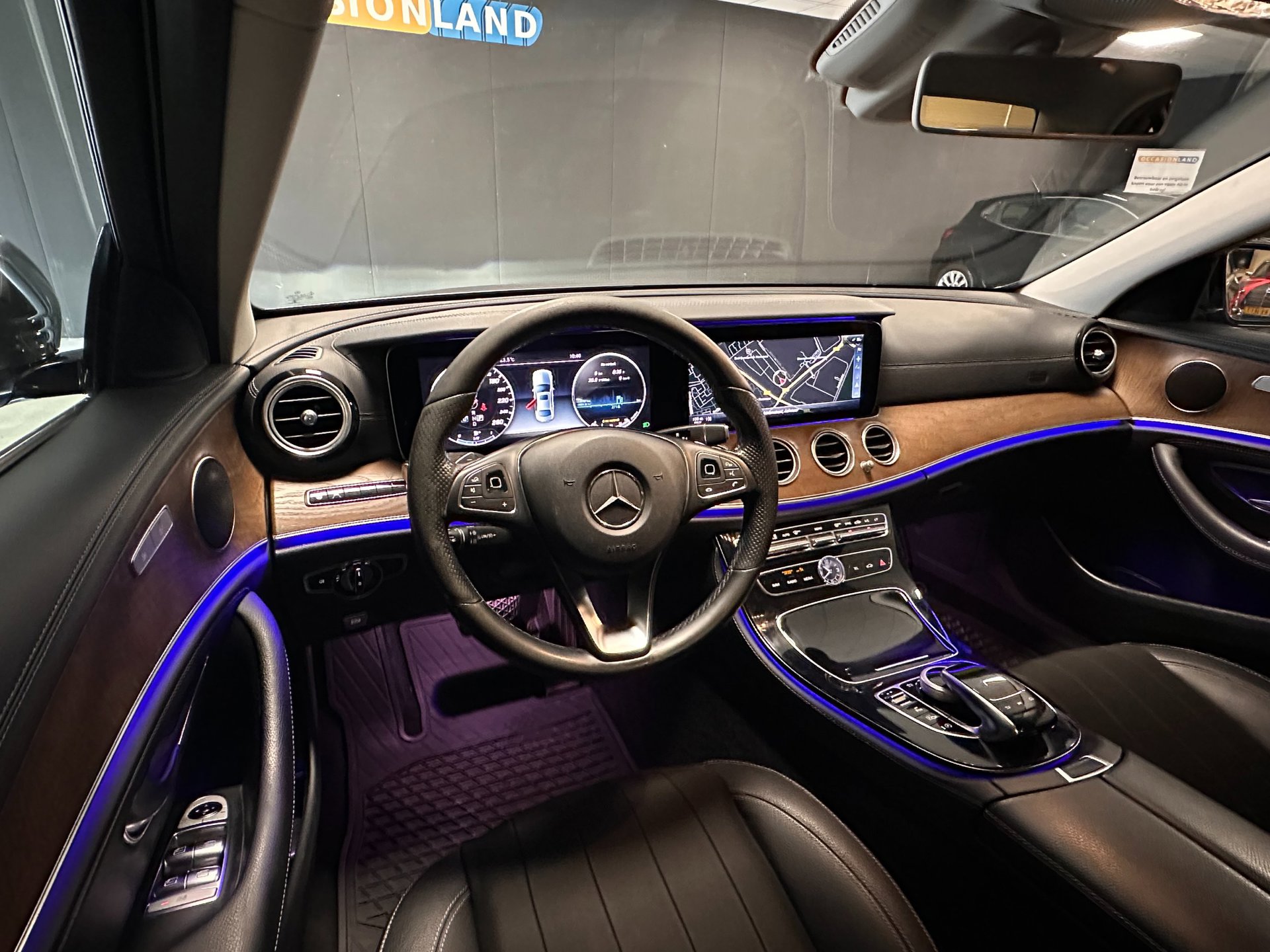 Foto van Mercedes-Benz E 200