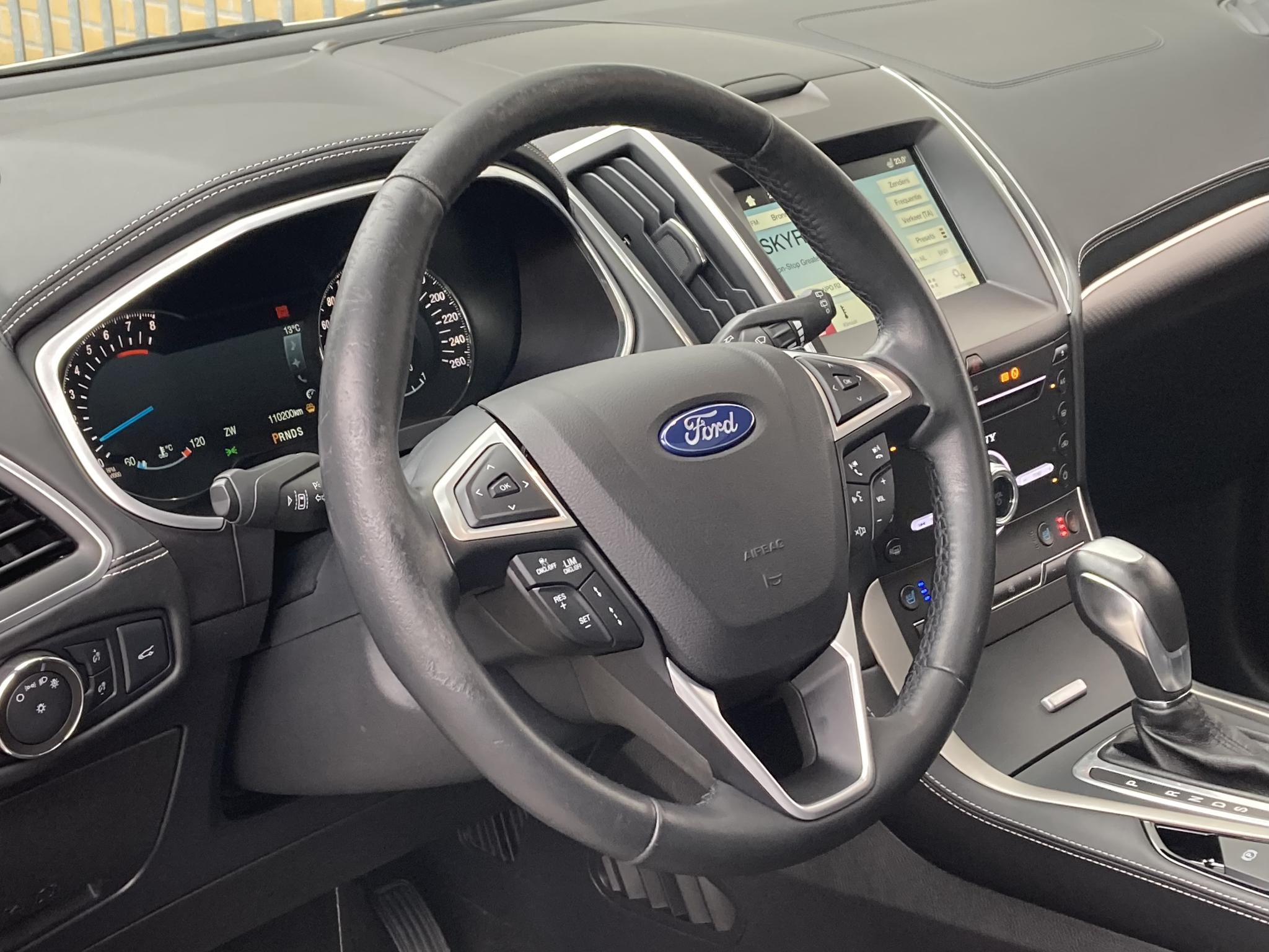 Foto van Ford S-max