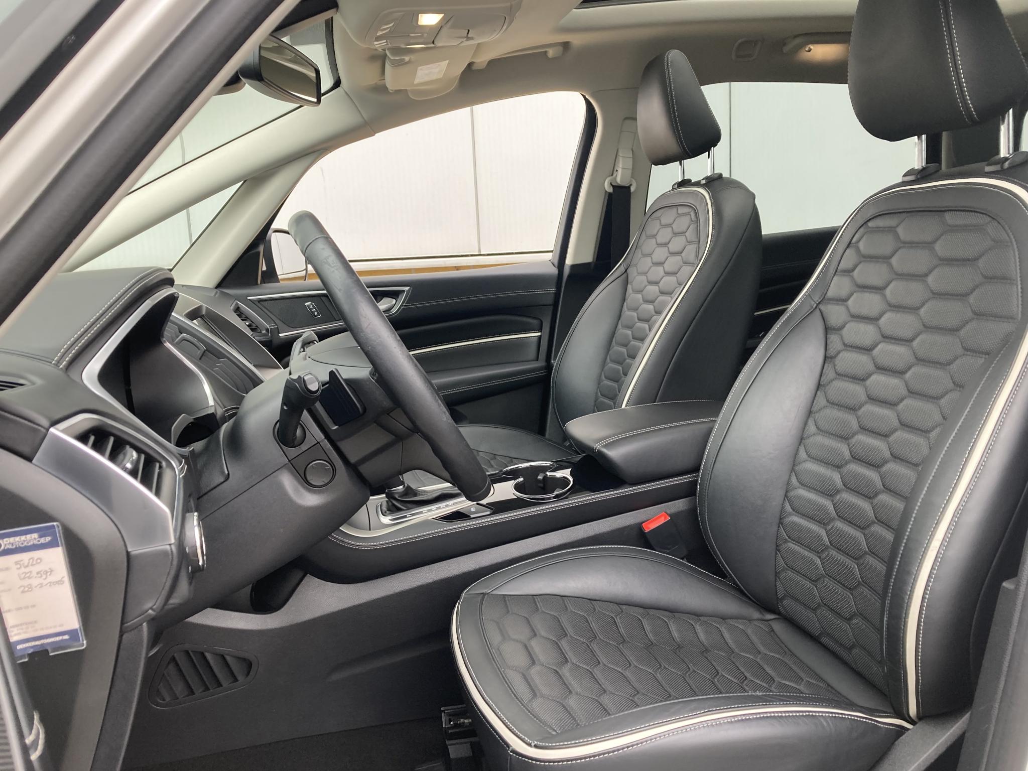Foto van Ford S-max