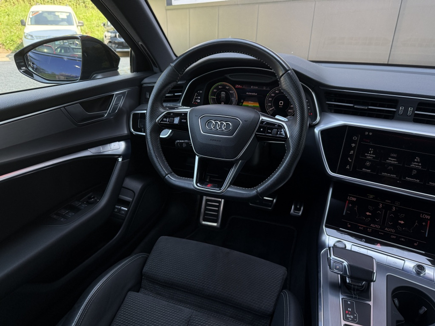 Foto van Audi A6 Avant 55 TFSI E