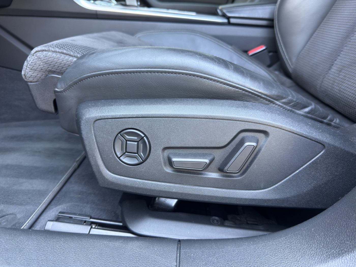 Foto van Audi A6 Avant 55 TFSI E