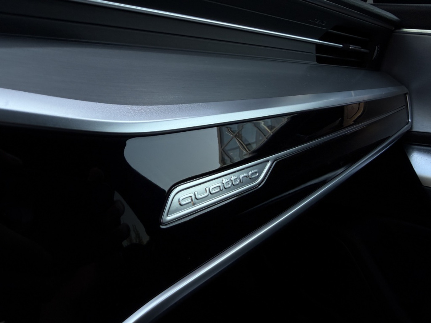 Foto van Audi A6 Avant 55 TFSI E