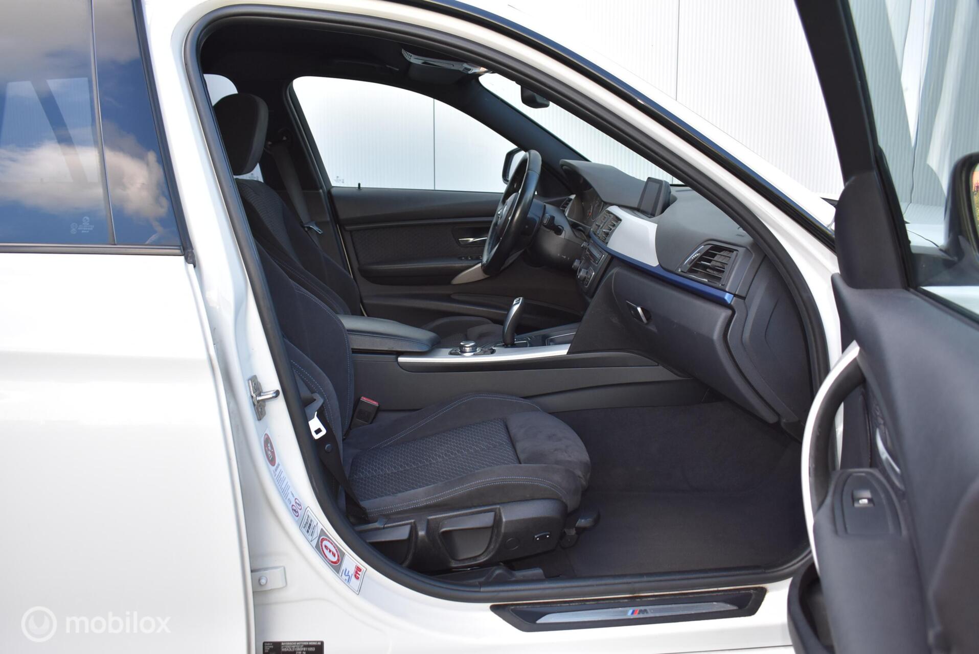 Foto van BMW 330d