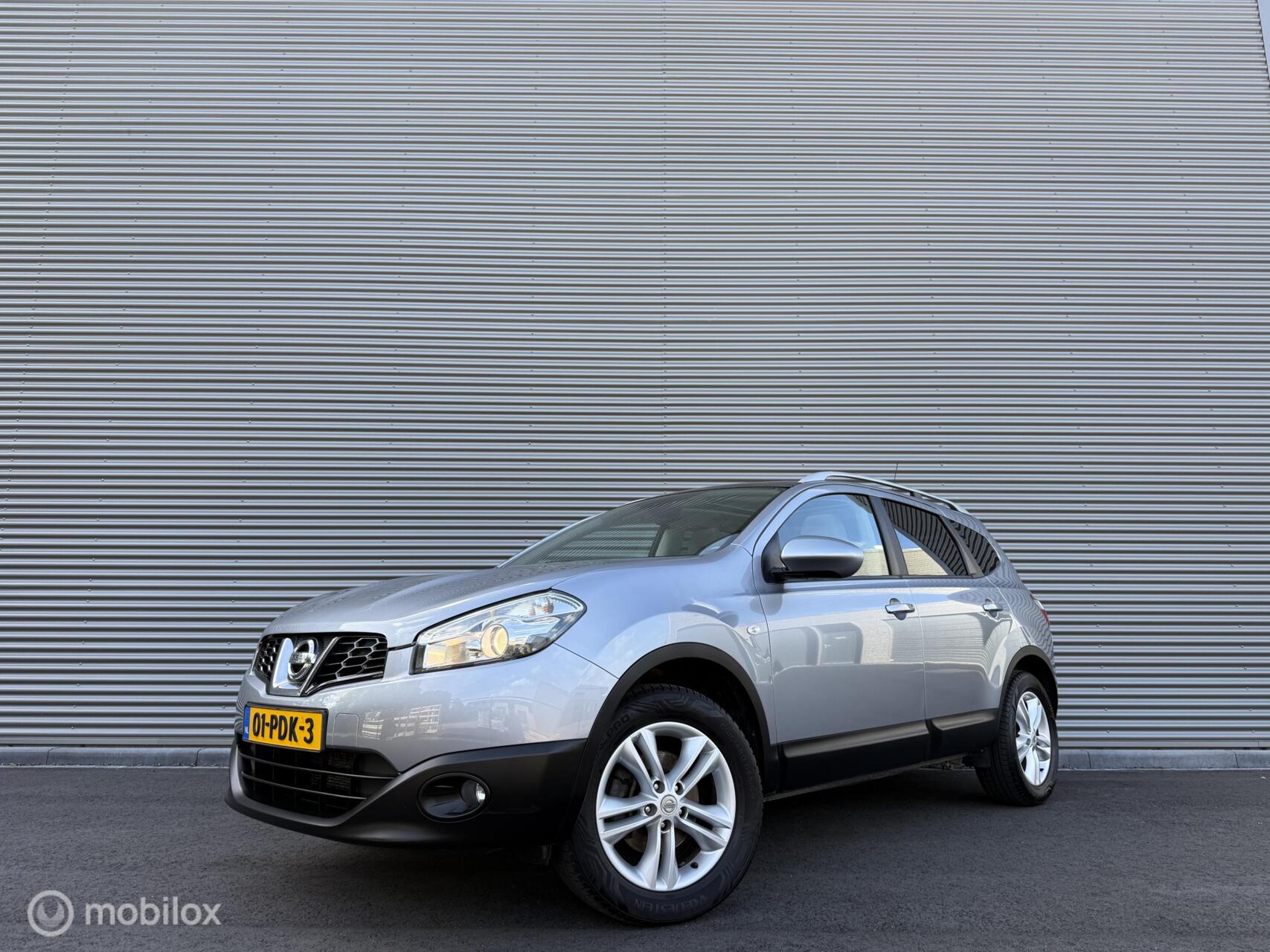 Nissan Nissan Qashqai+2 2.0 Optima 2011 - voorkant