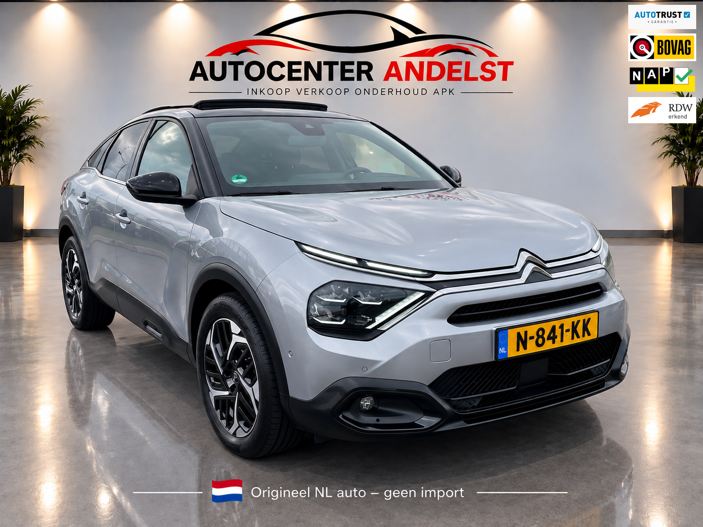 Citroen C4 1.2 Puretech Shine, Aut, Trekhaak, Acc, Open dak, HUD, Stoel/-stuurvrw, Navi, Keyless, 1e eig afk, Geen import, Nap! 2021 - voorkant