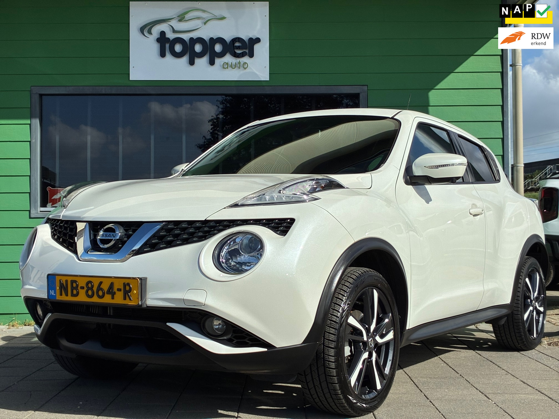 Nissan Nissan Juke 1.2 DIG-T S/S N-Vision|1e Eigenaar|Camera|Navigatie|CruiseControl|Climatronic|Trekhaak|Nieuwe APK|NAP| 2017 - voorkant