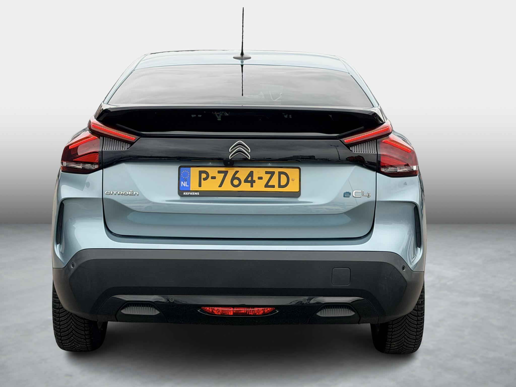 Foto van Citroen E-c4