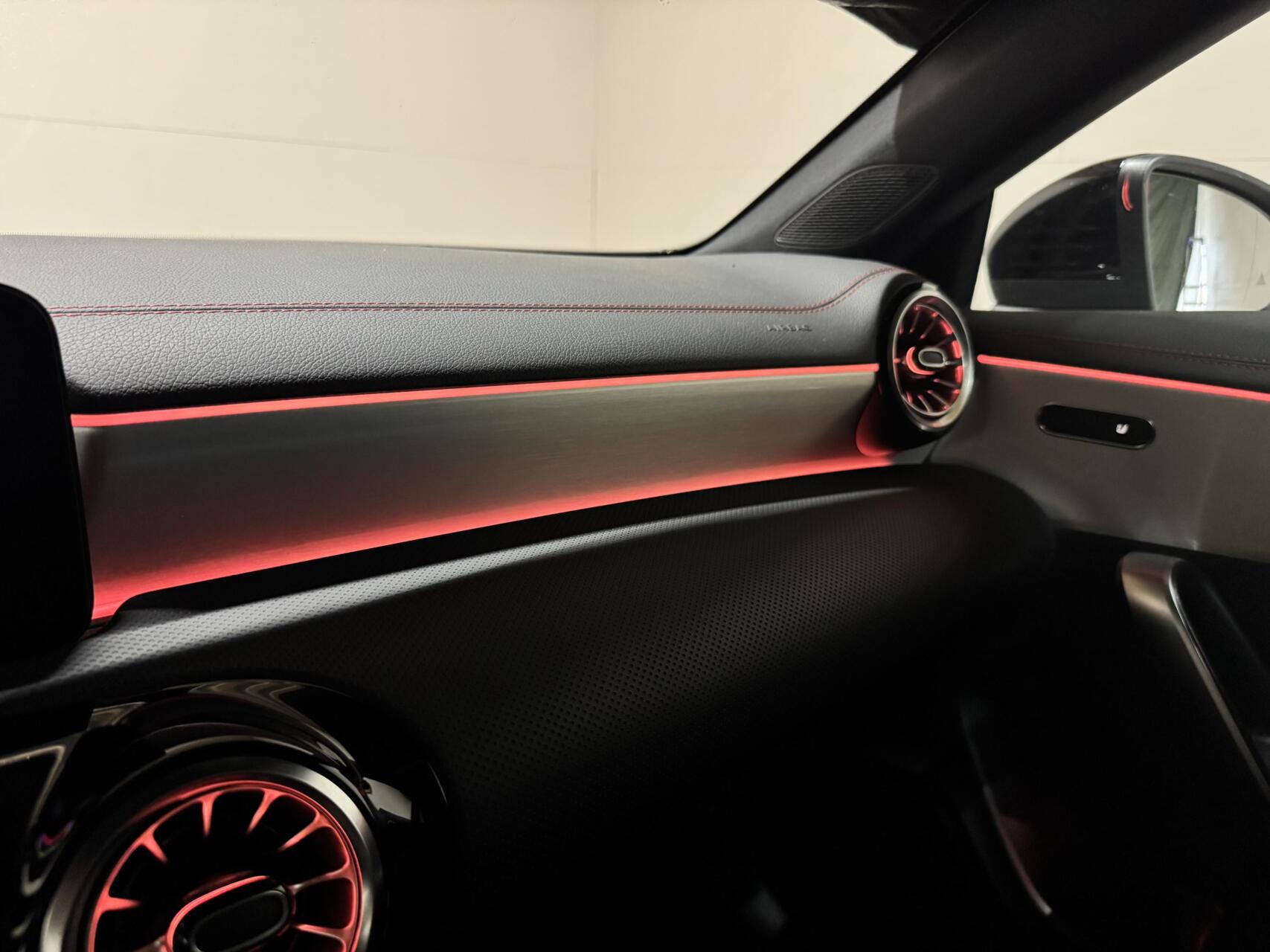 Foto van Mercedes-Benz Cla 200
