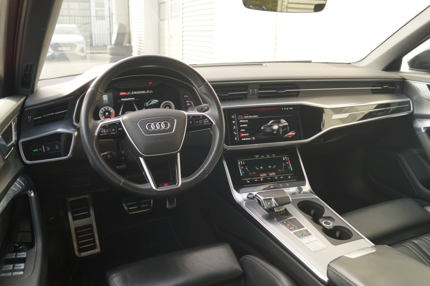 Foto van Audi A6 Avant 55 TFSI E