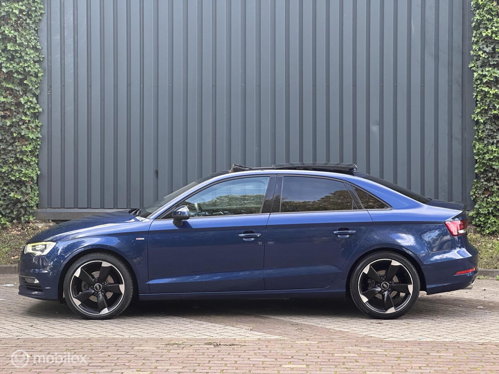 Foto van Audi A3 Limousine