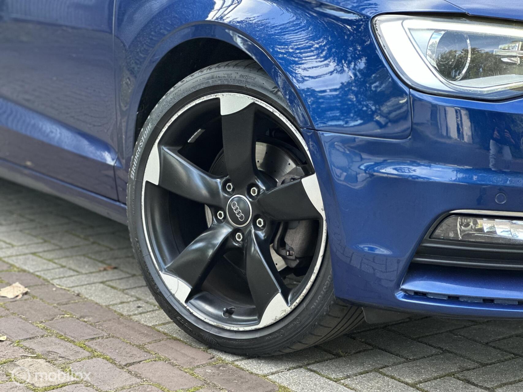 Foto van Audi A3 Limousine
