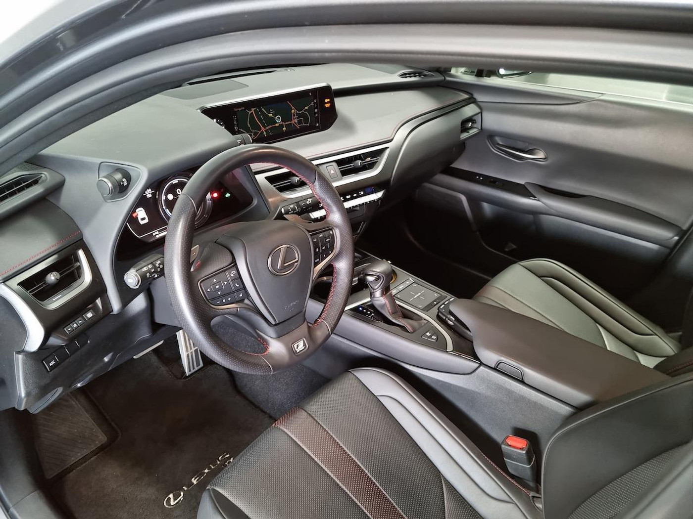 Foto van Lexus Lexus Ux250h