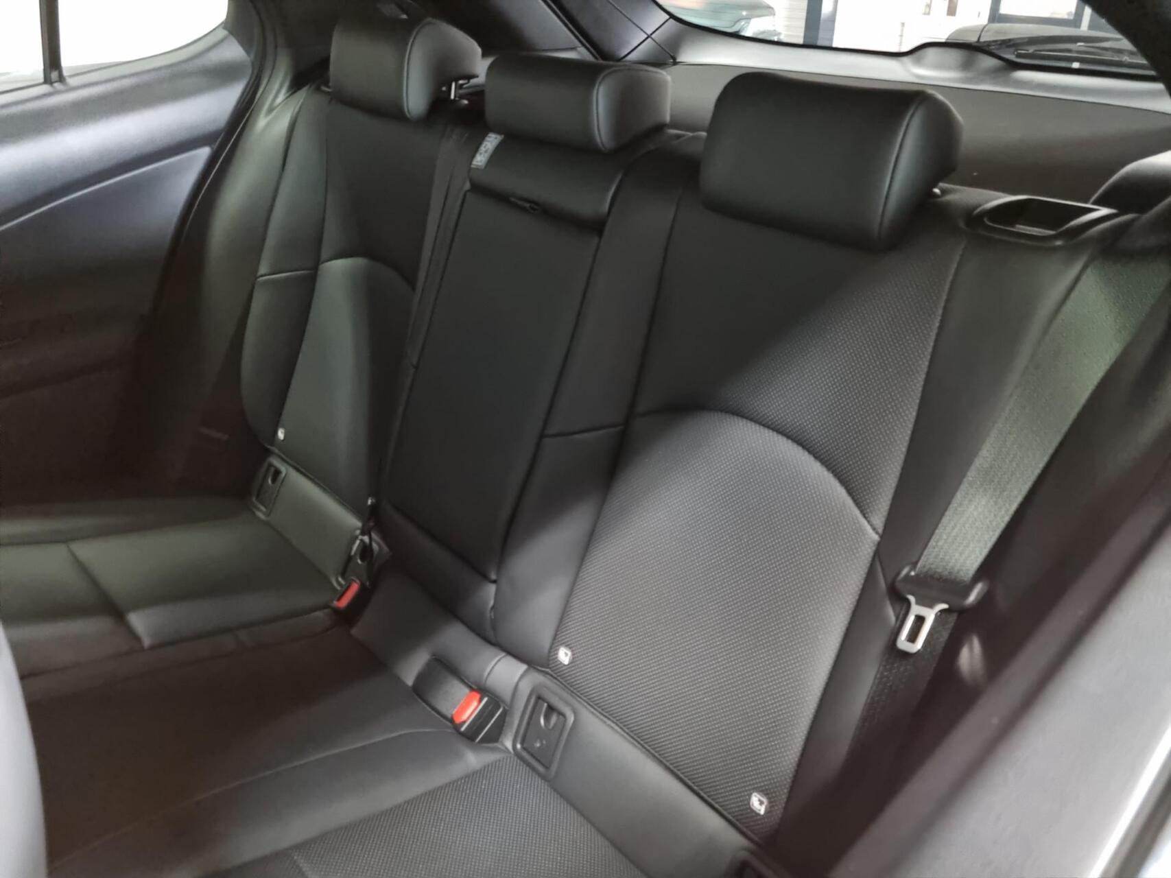 Foto van Lexus Lexus Ux250h