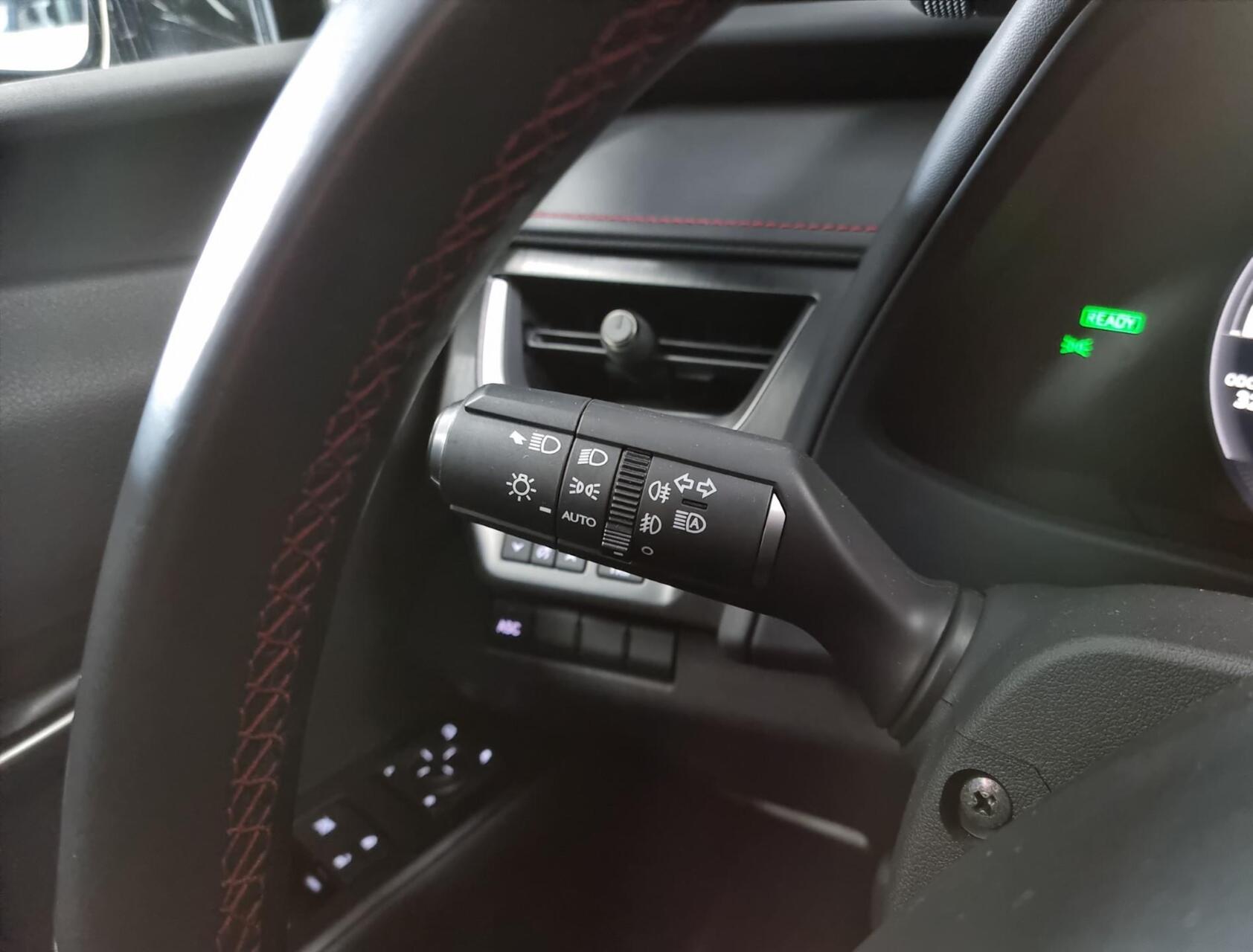 Foto van Lexus Lexus Ux250h