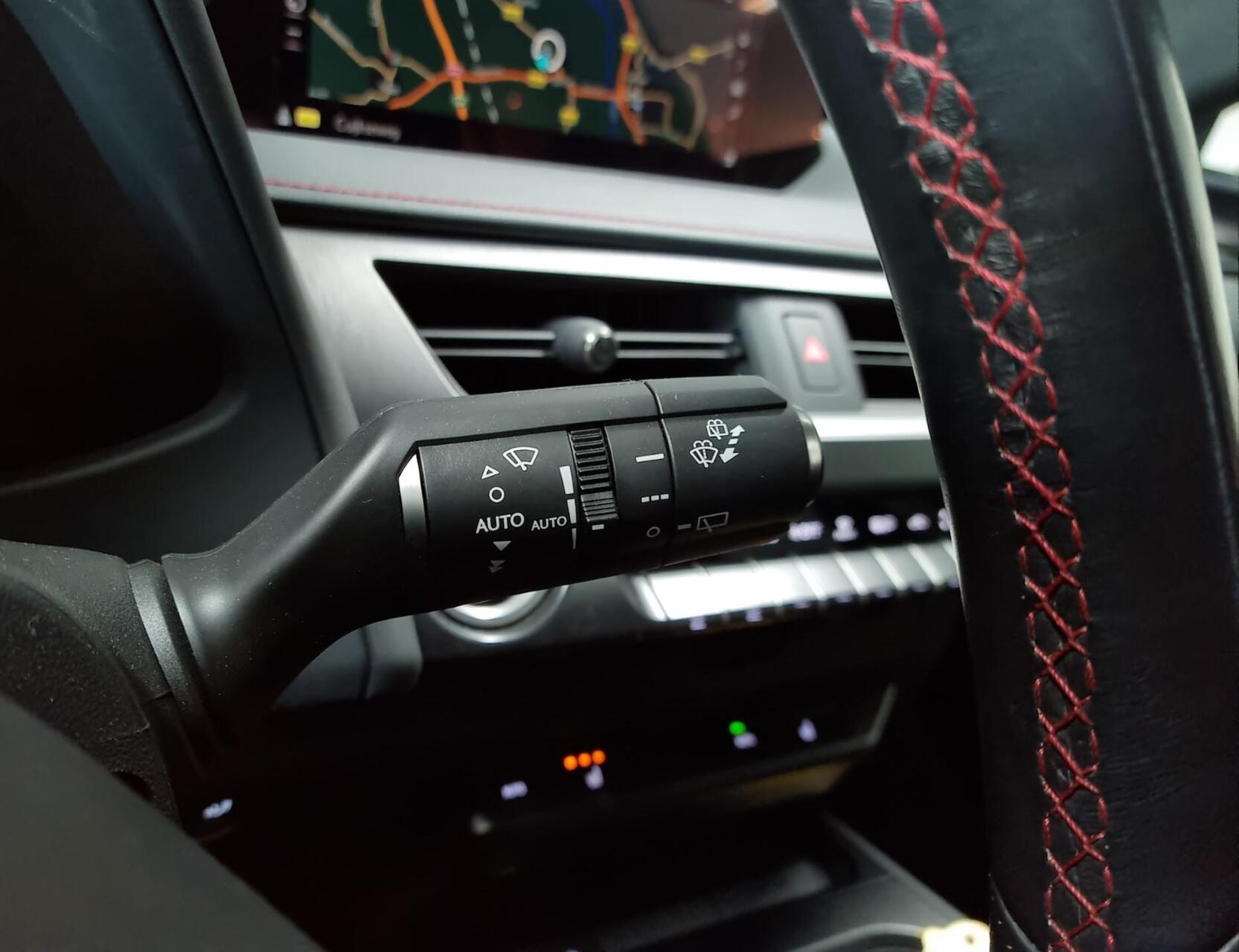 Foto van Lexus Lexus Ux250h