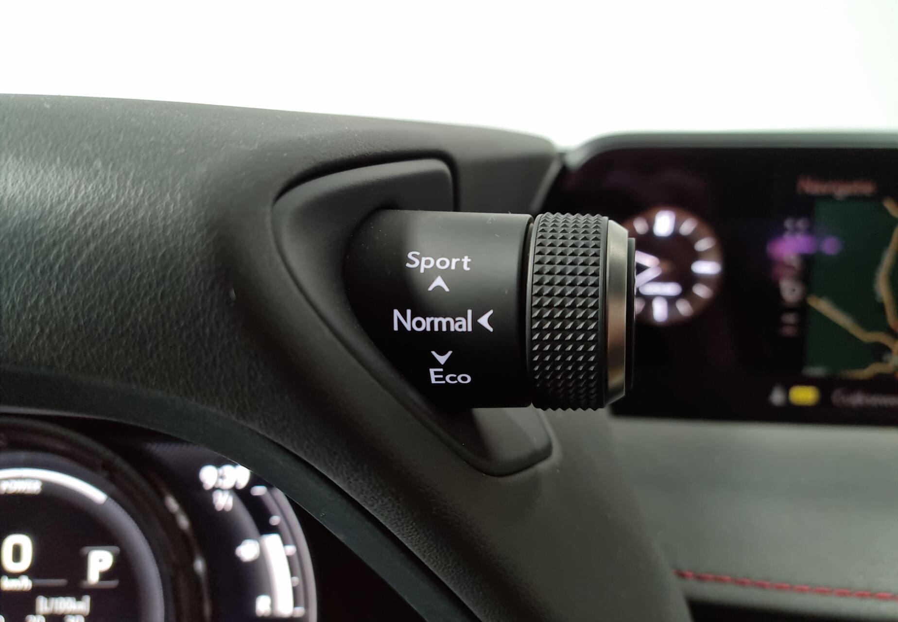 Foto van Lexus Lexus Ux250h