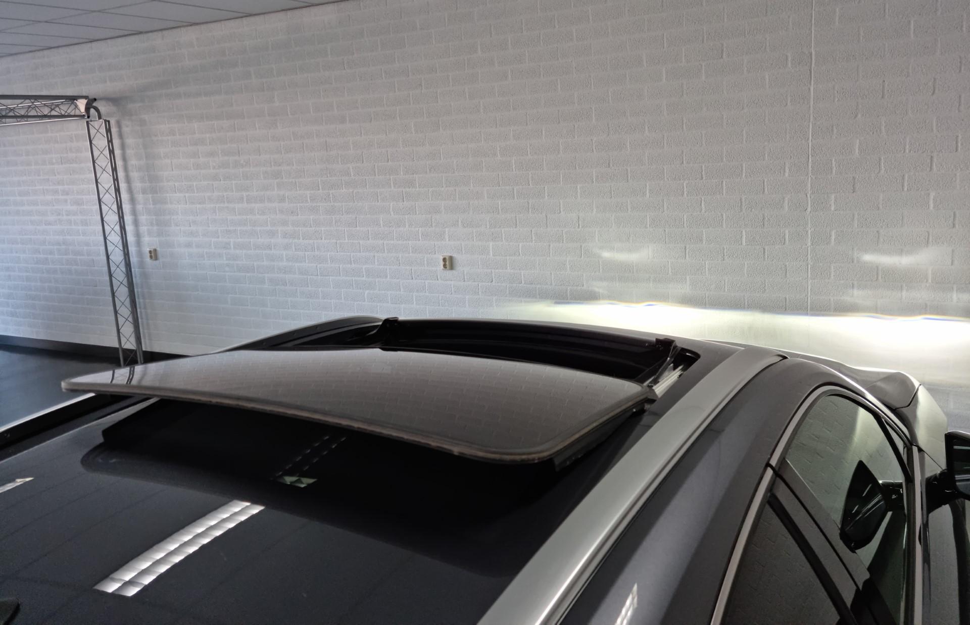 Foto van Lexus Lexus Ux250h