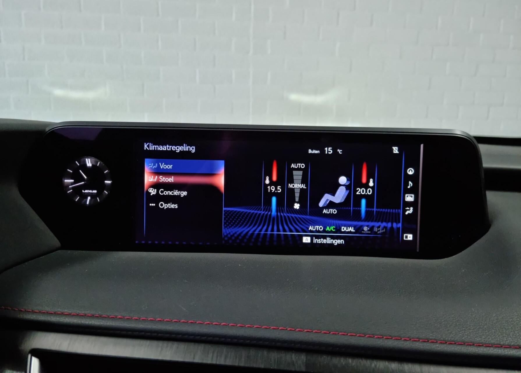 Foto van Lexus Lexus Ux250h
