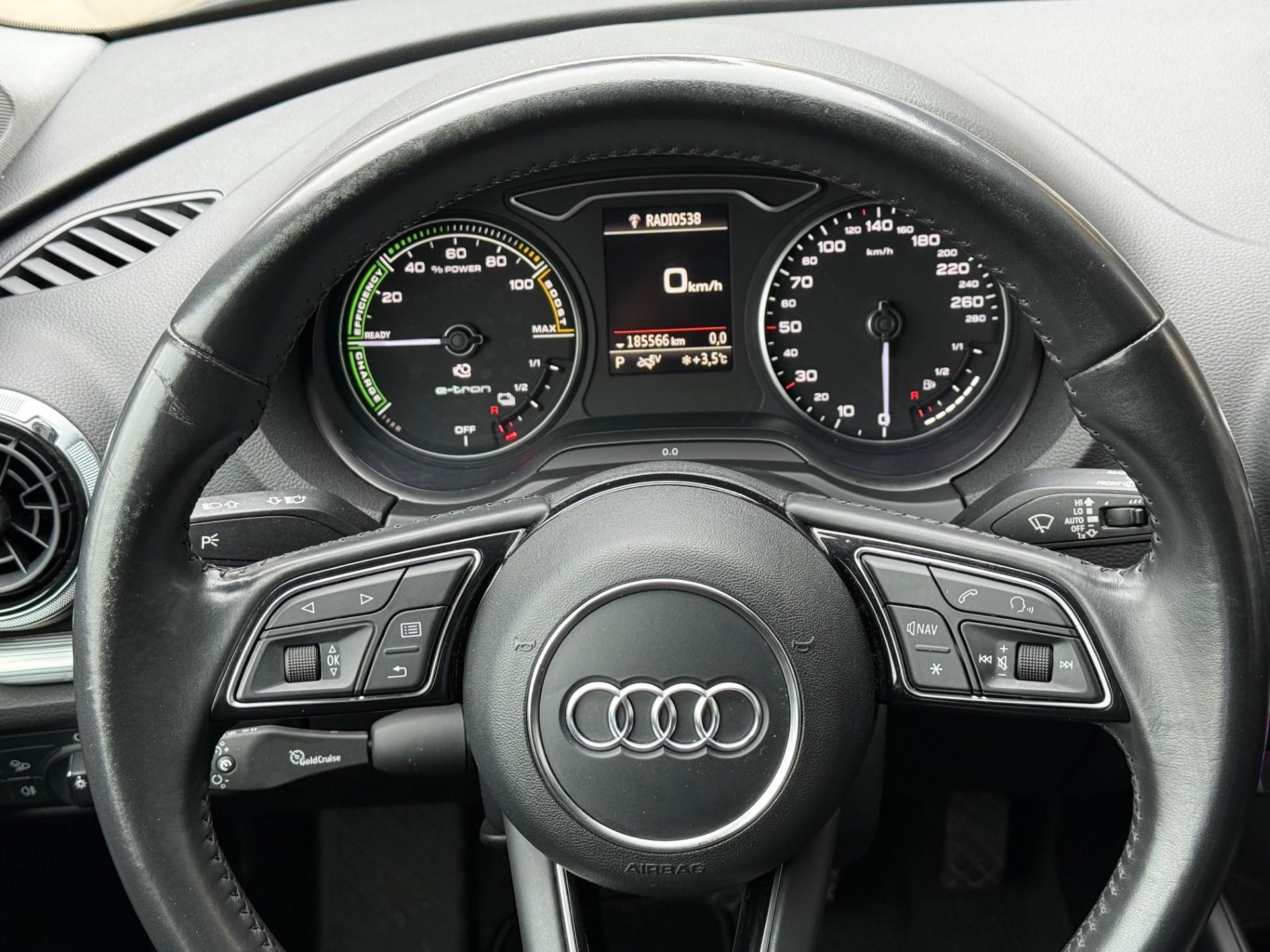 Foto van Audi A3 Sportback E-tron