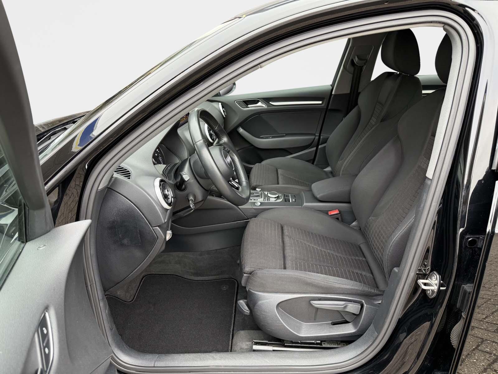 Foto van Audi A3 Sportback E-tron