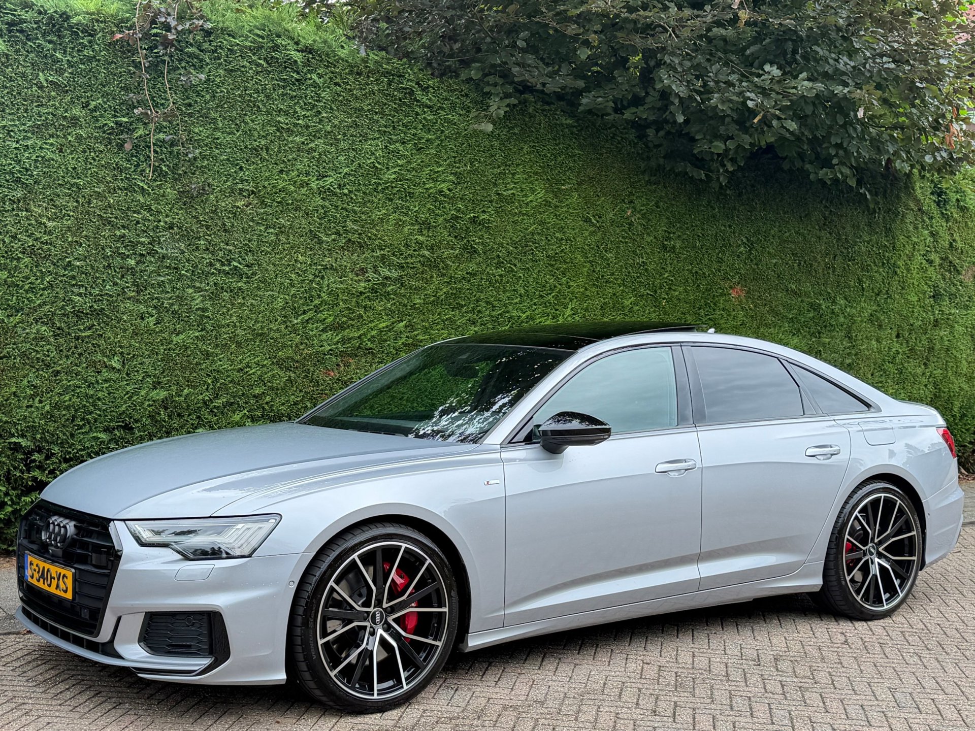 Foto van Audi A6 55 TFSI E