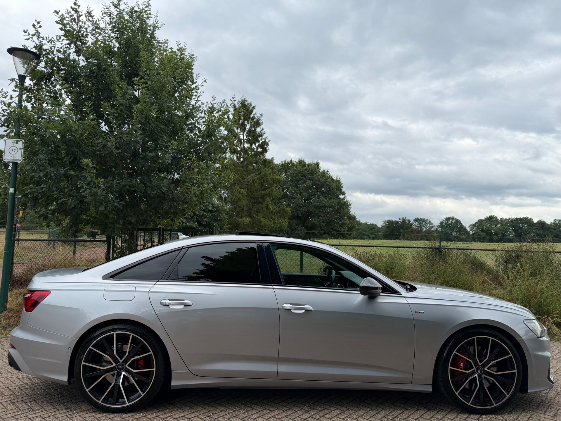 Foto van Audi A6 55 TFSI E