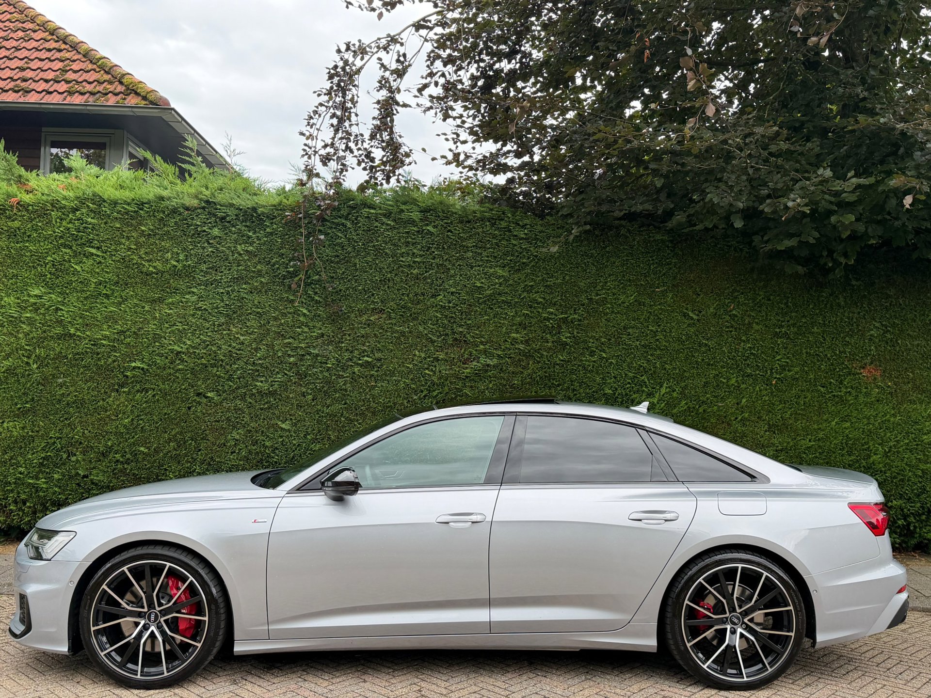 Foto van Audi A6 55 TFSI E