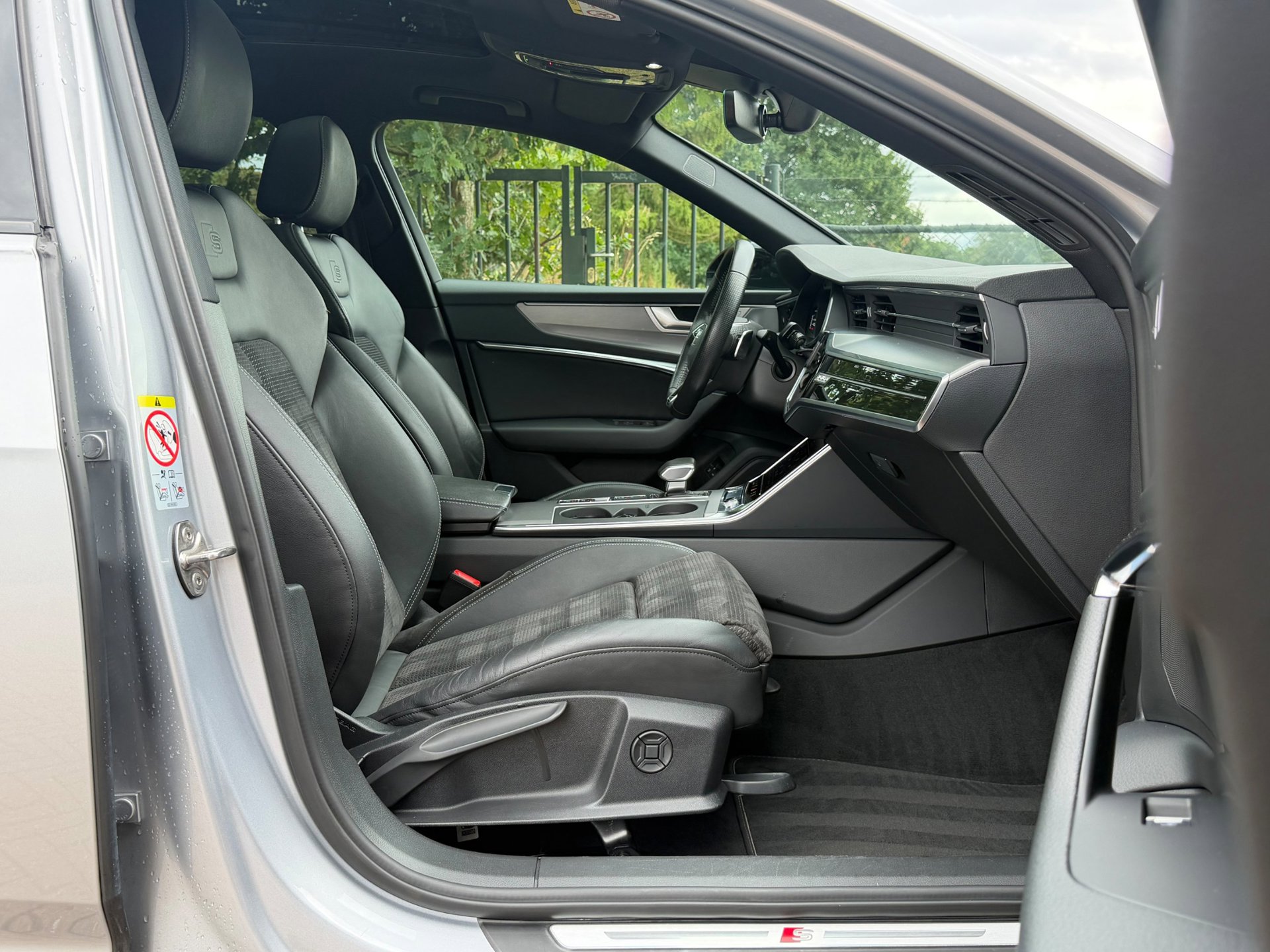 Foto van Audi A6 55 TFSI E