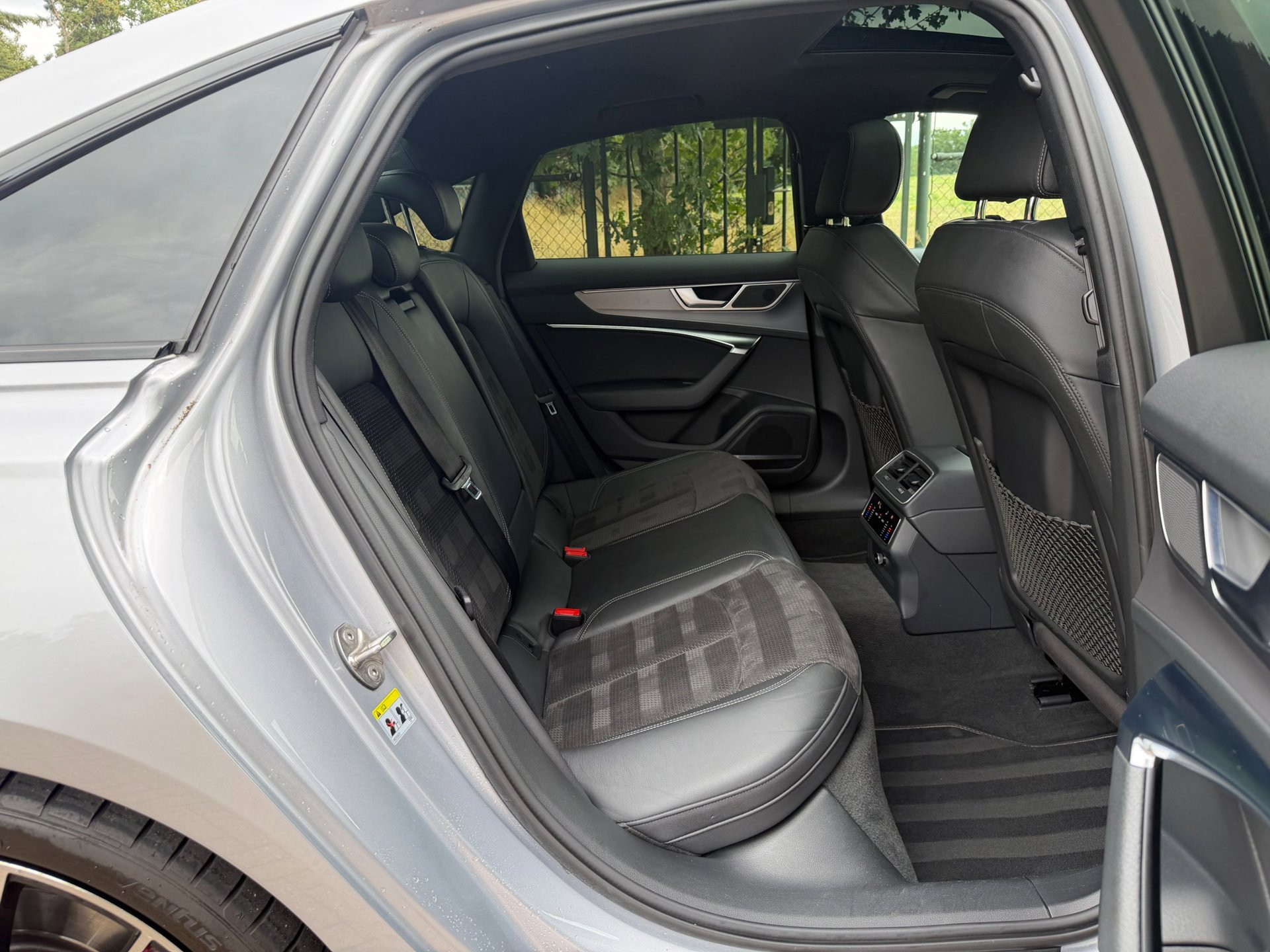 Foto van Audi A6 55 TFSI E
