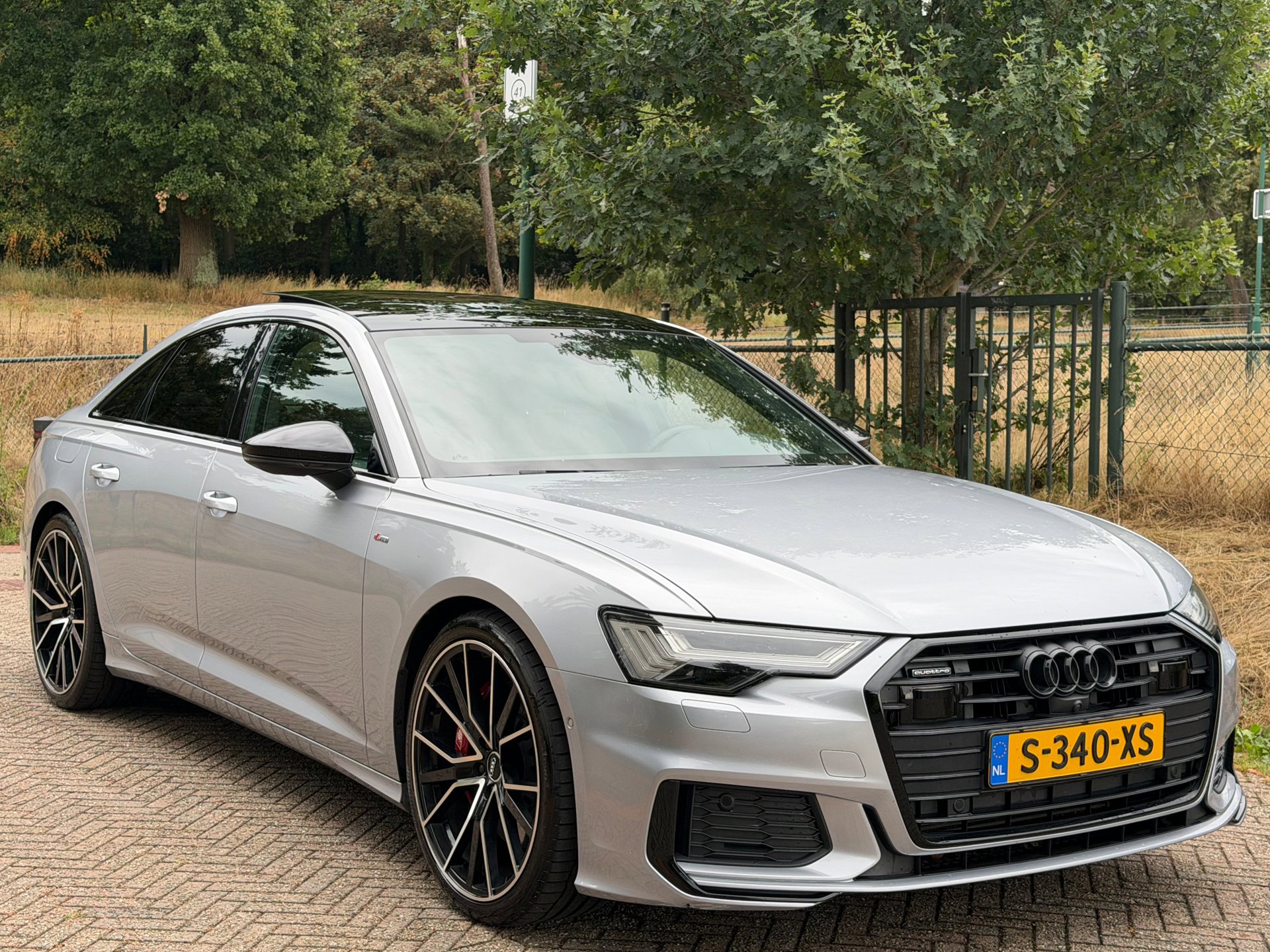 Foto van Audi A6 55 TFSI E