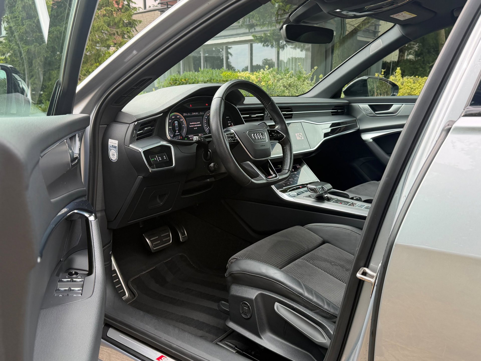 Foto van Audi A6 55 TFSI E