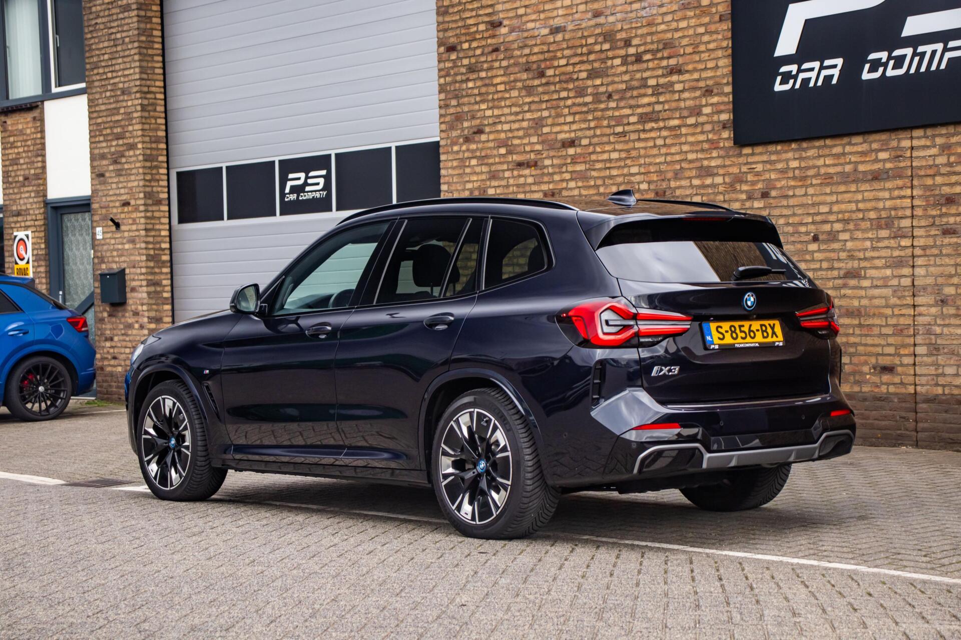 Foto van BMW Ix3