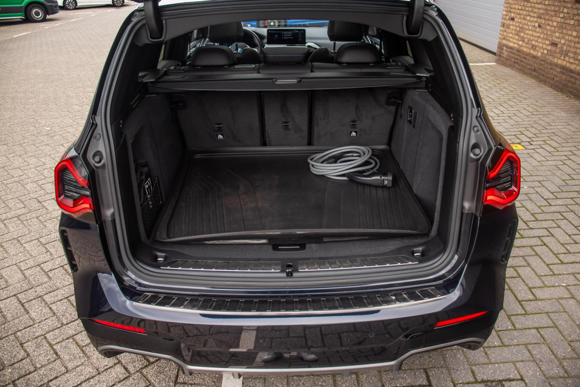 Foto van BMW Ix3