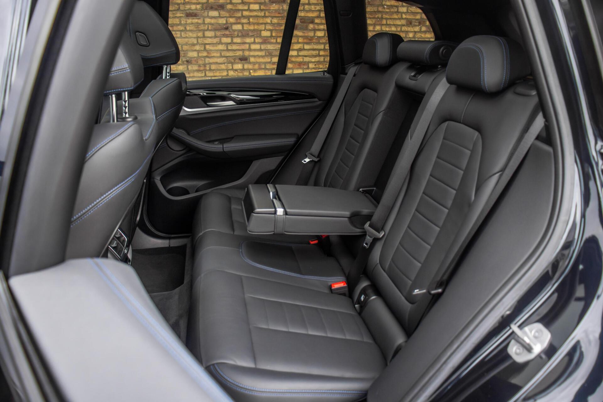 Foto van BMW Ix3