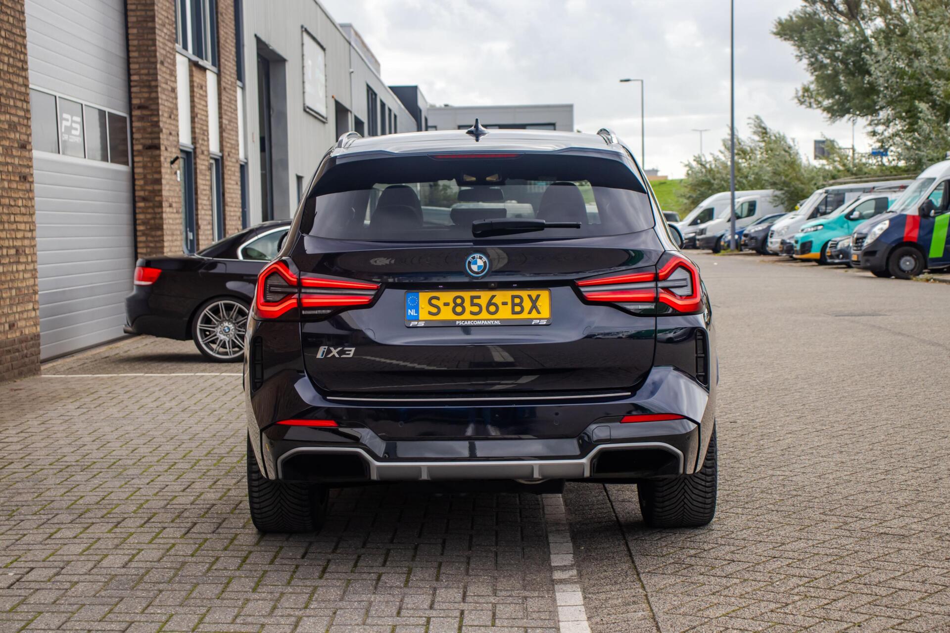 Foto van BMW Ix3