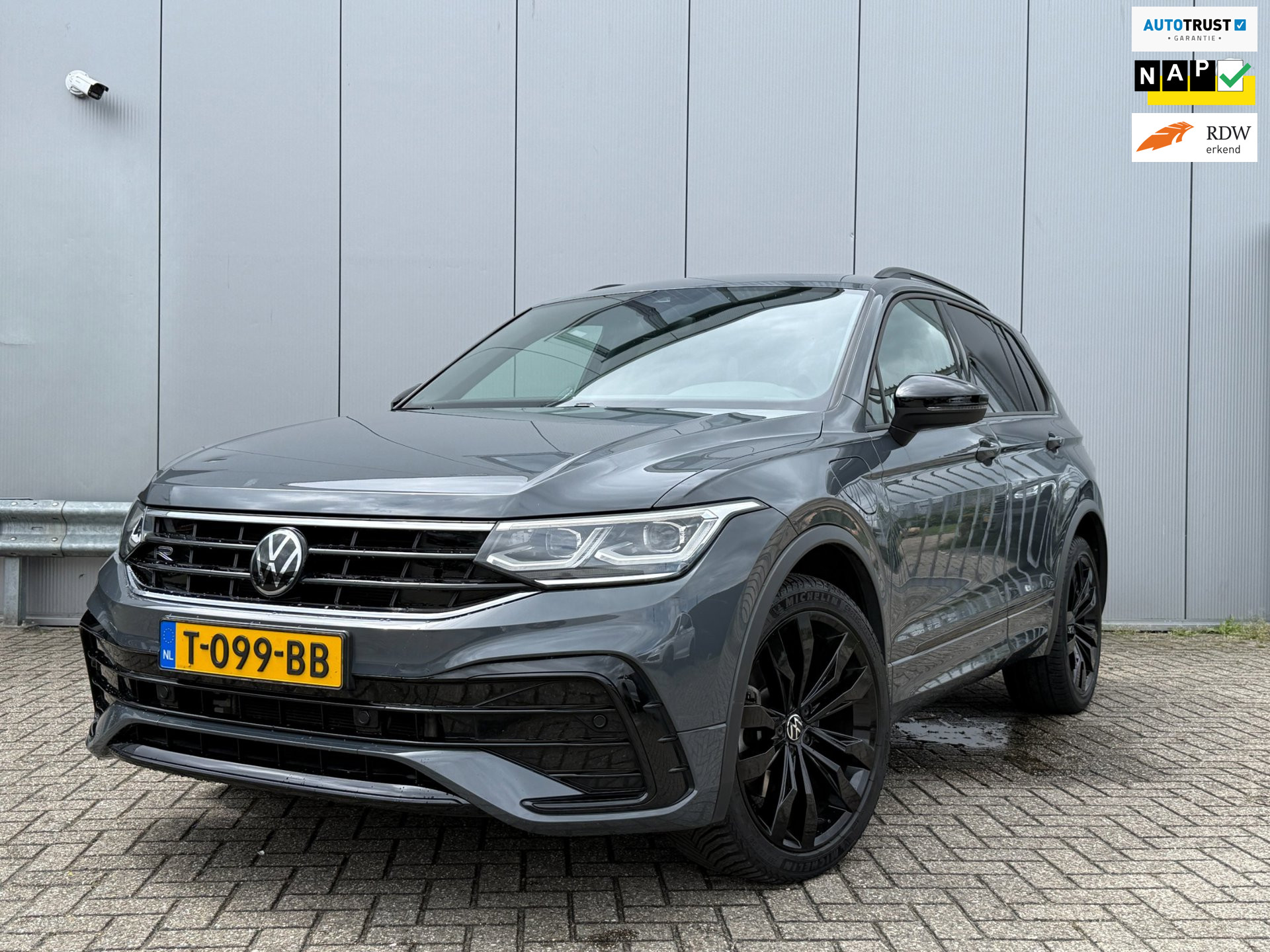 Volkswagen Tiguan 1.4 TSI eHybrid R-Line Business | Panoramadak | Stoelverwarming | Adaptive Cruise | R-Line | BTW AUTO! 2023 - voorkant