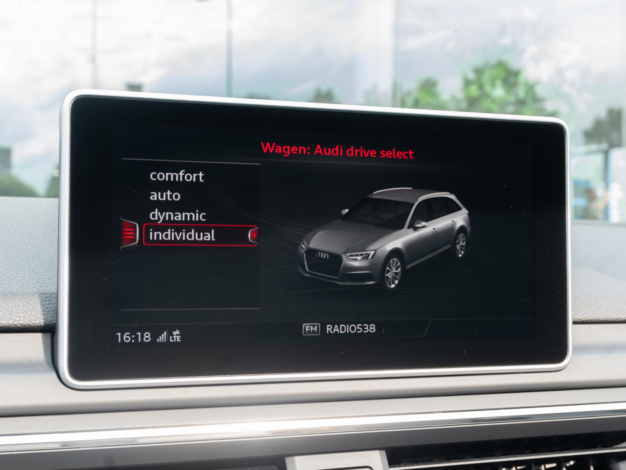 Foto van Audi RS 4 Avant
