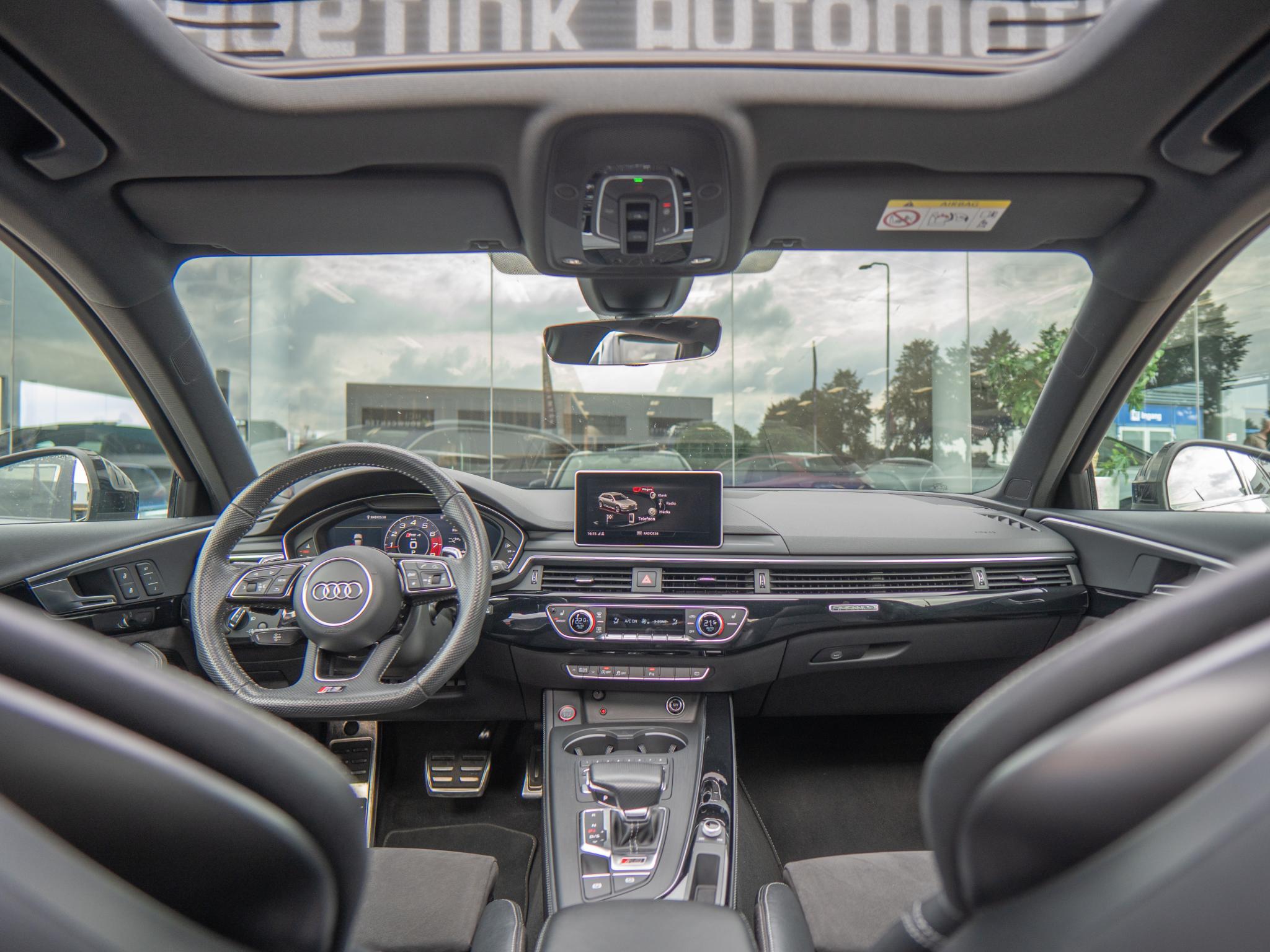 Foto van Audi RS 4 Avant