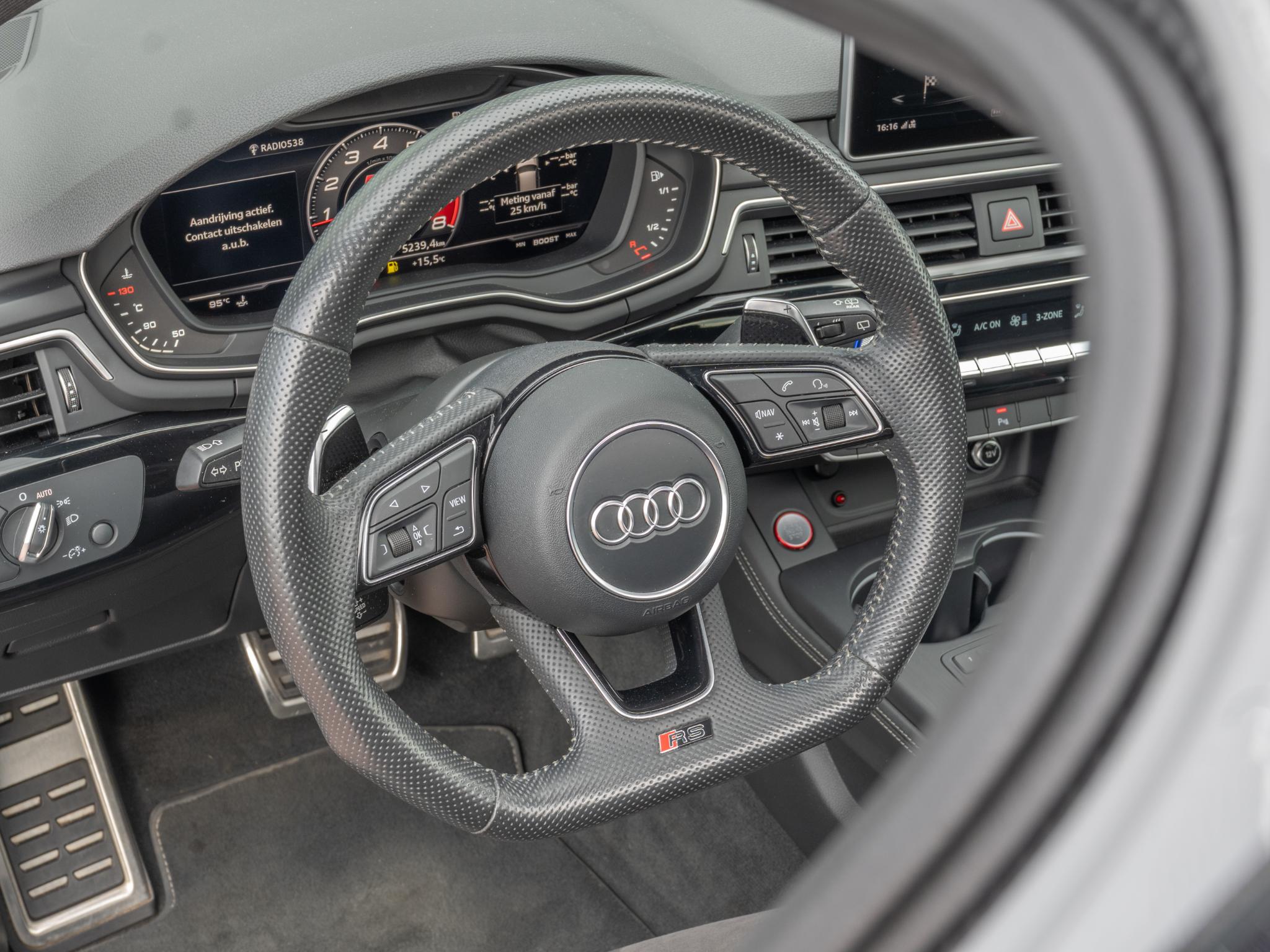 Foto van Audi RS 4 Avant
